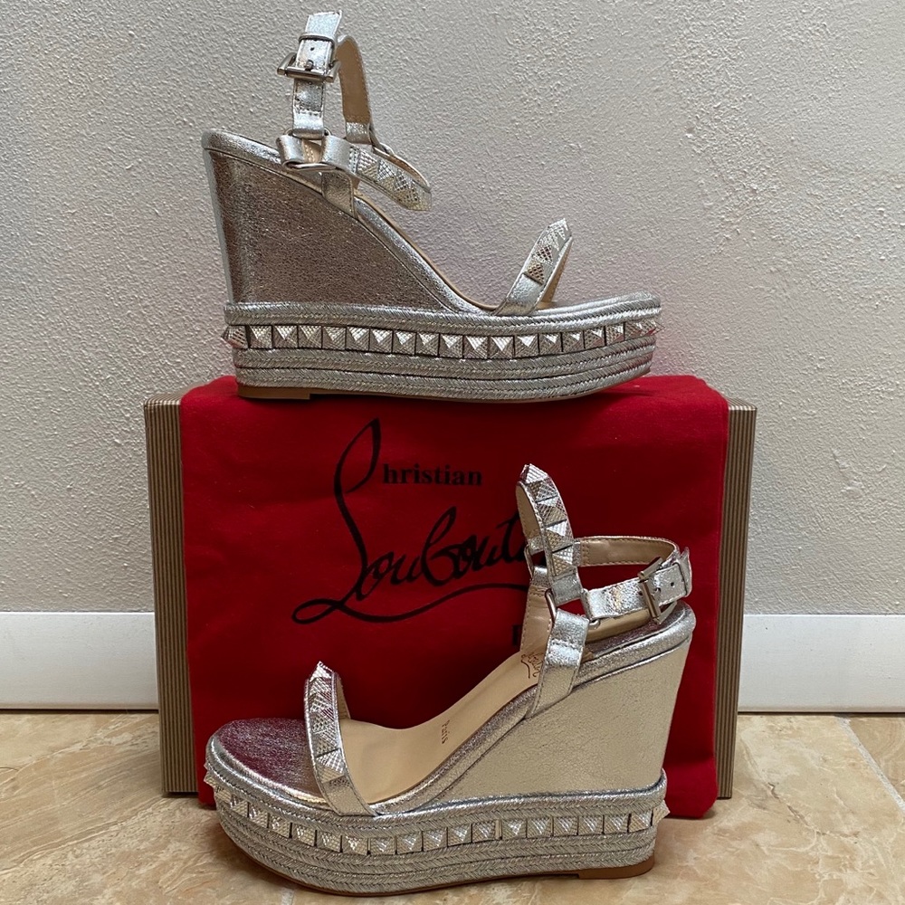 CHRISTIAN LOUBOUTIN Silver Pyraclou Studded Wedges